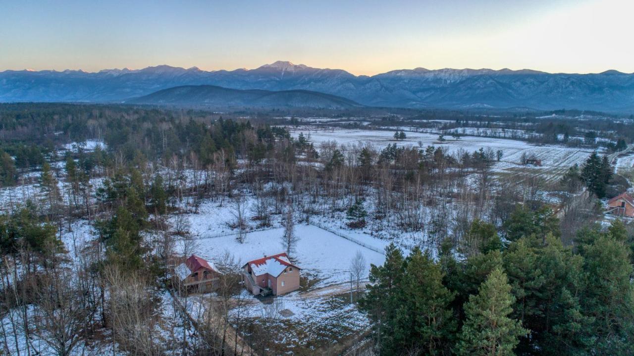 Apartman Vedro Polje Gospic Bagian luar foto
